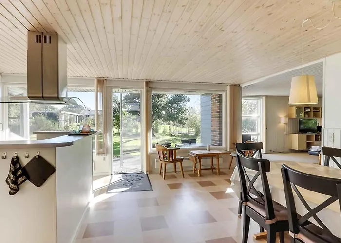 Well-located In Ristinge Langeland Сasa de vacaciones *